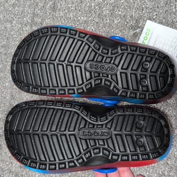 Crocs Red And Blue Tie Dye Kids Clogs NWT Size J1 - Picture 7 of 8